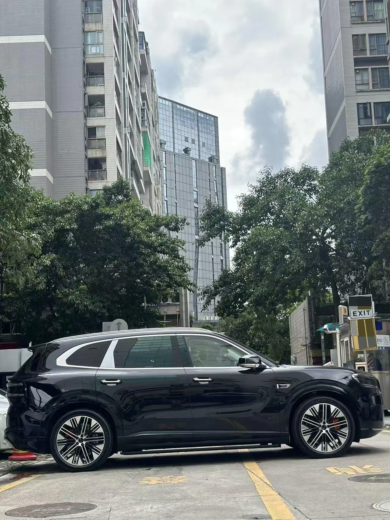 Zeekr 2026 Zeekr 8X 2.0T Ultra Edition 70kWh Automatic 5