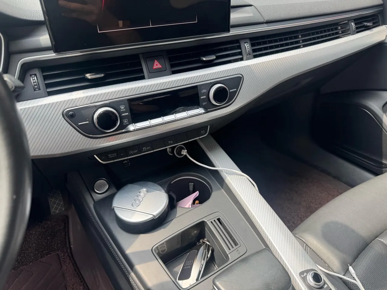 Audi 2020 A4L 2.0TFSI 40TFSI Fashion Elegant Automatic 7