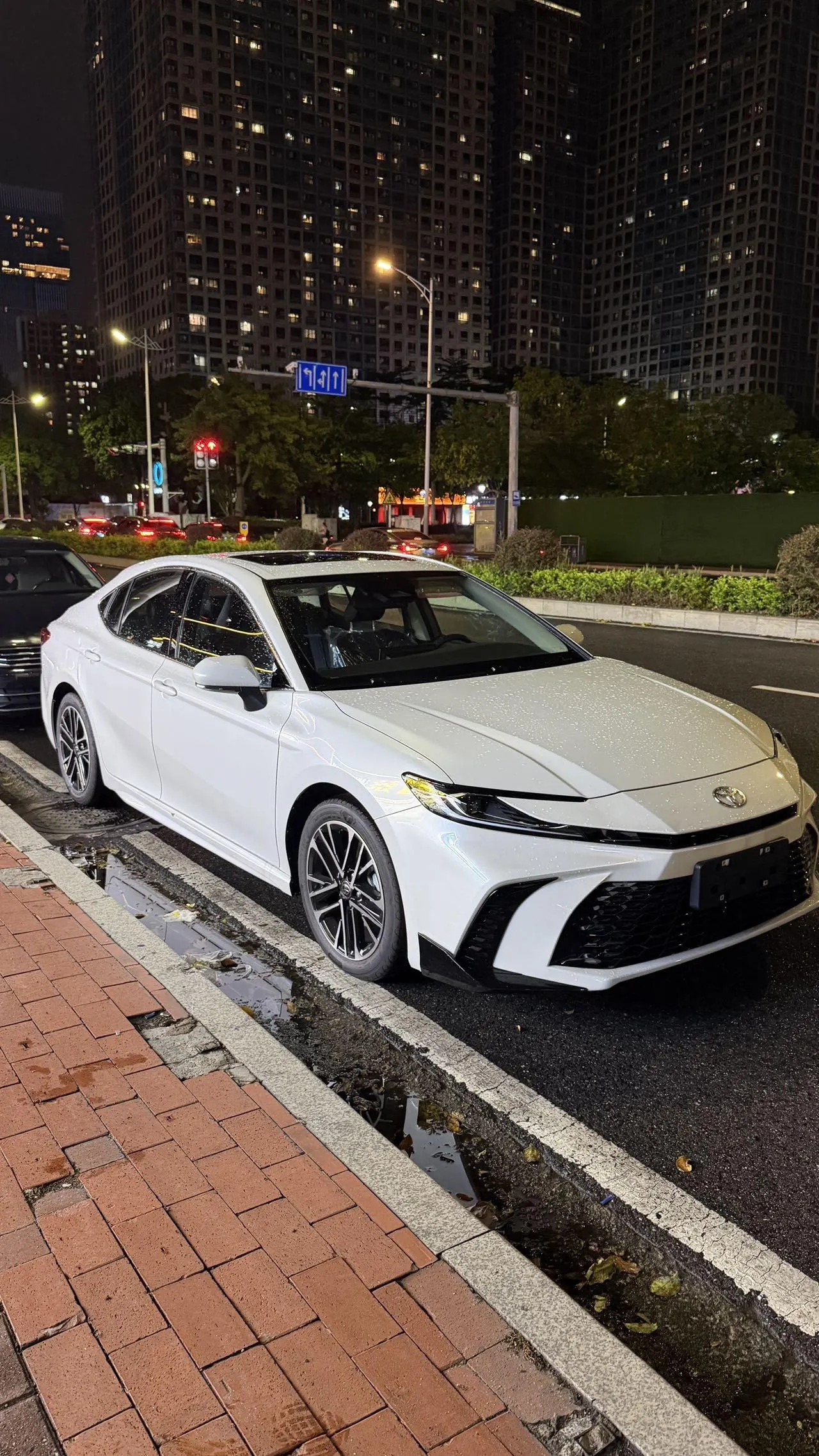 Toyota 2026 Camry Double Engine 2.0HSE Stepless Sports Lite Edition Automatic Gear 7