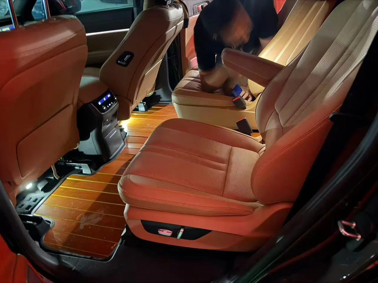 Li 2020 ONE 1.2T extended range 6-seat automatic gear 5