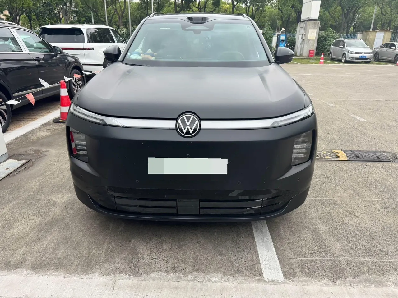 Volkswagen 2026 ID.ERA 9X Ultra 4-wheel drive automatic gear 2