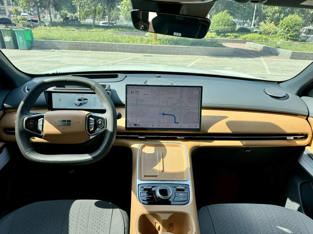 Geely Galaxy Galaxy Star Ship 7 EM-i 2025 Star Ship 7 EM-i 1.5 120km Pilot Edition Automatic Gear 6