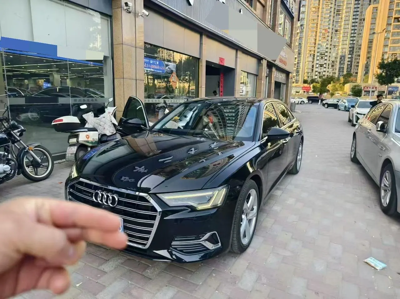 Audi 2023 A6L 2.0TFSI 45TFSI Quattro enjoy elegant automatic gear - View 1
