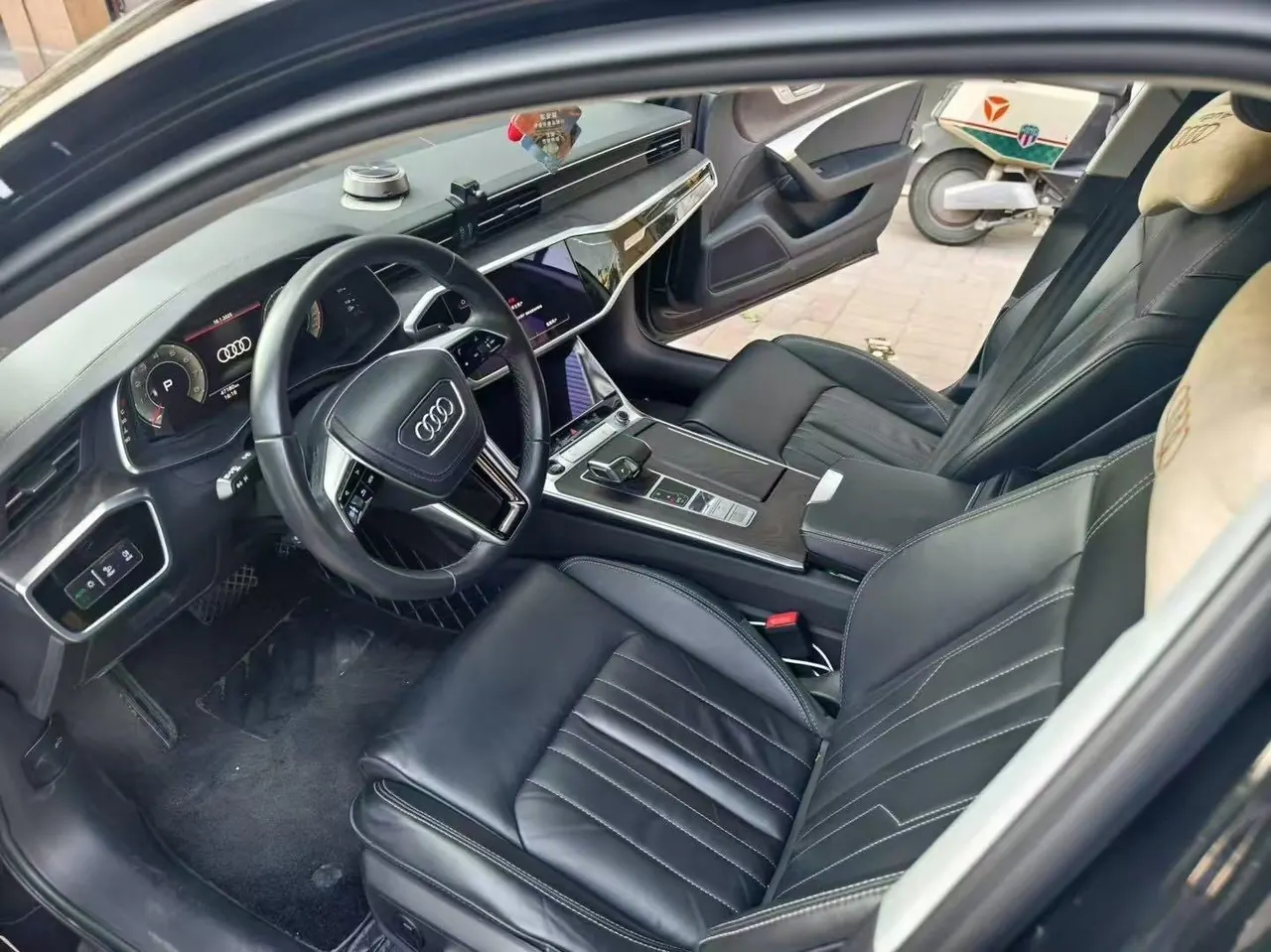 Audi 2023 A6L 2.0TFSI 45TFSI Quattro enjoy elegant automatic gear 2