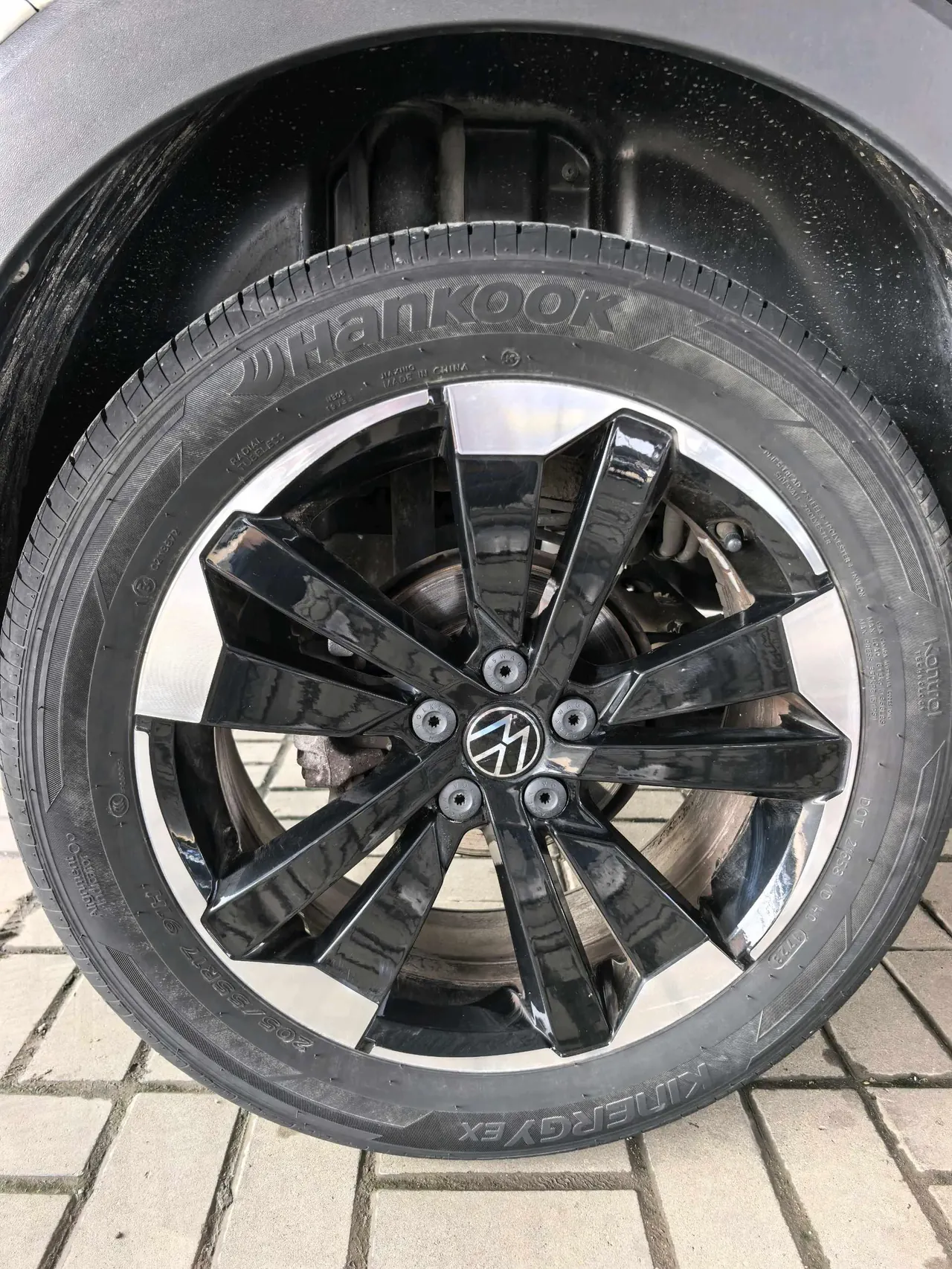 Volkswagen 2023 T-Cross 1.2TSI 200TSI Smart Connect Version Automatic 16
