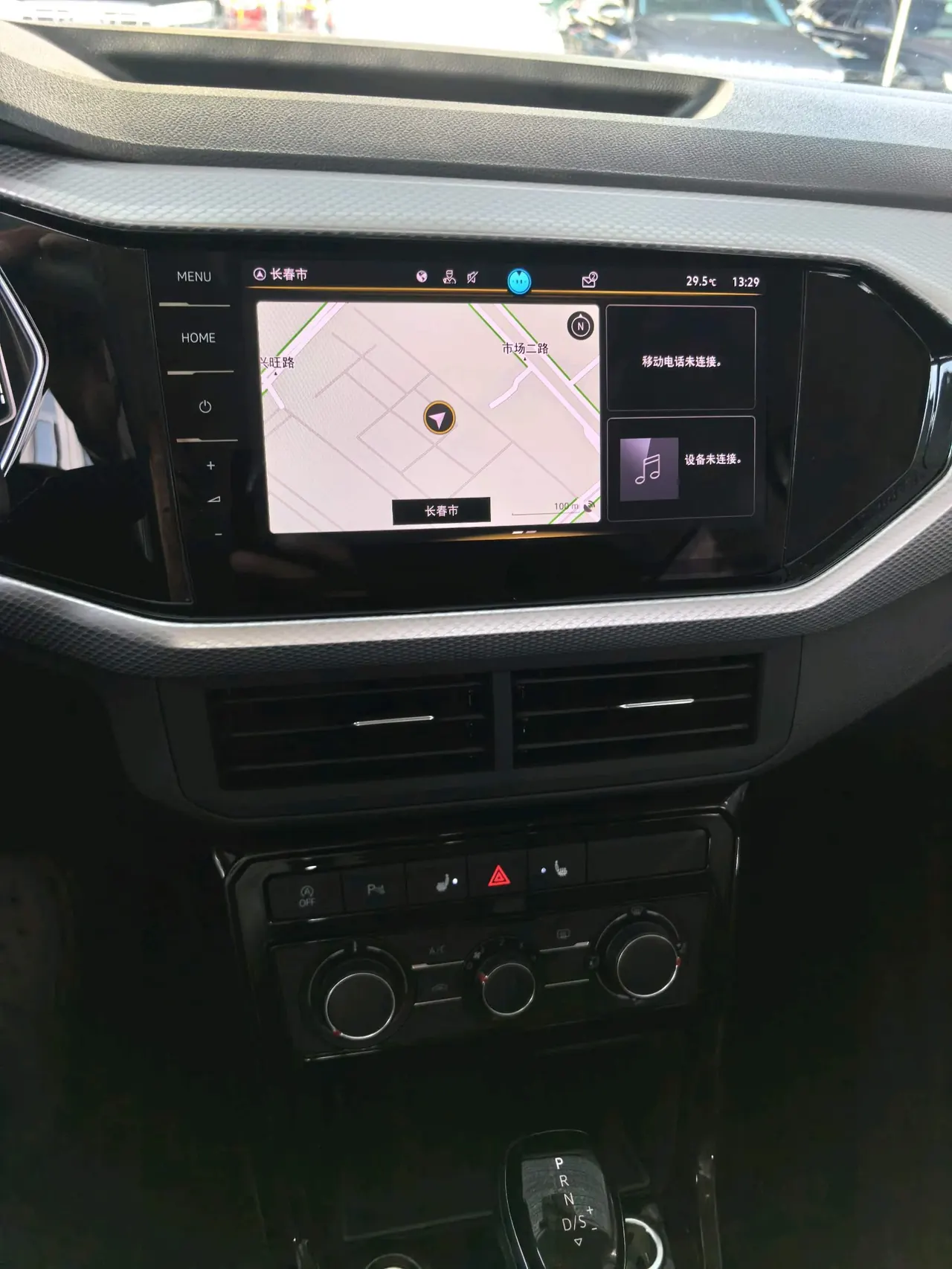 Volkswagen 2023 T-Cross 1.2TSI 200TSI Smart Connect Version Automatic 18