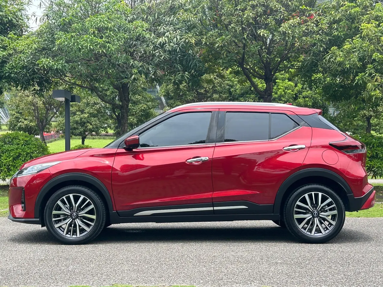 Nissan 2023 Jinke 1.5 Stepless XV TOP Flagship Automatic Gear 5