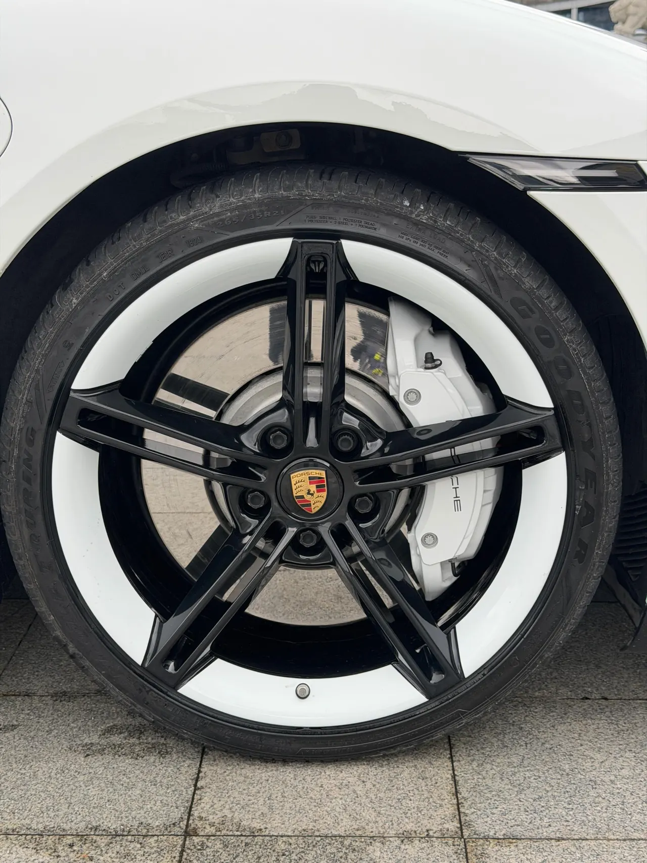 Porsche Taycan (Imported) 2020 Taycan Taycan Automatic 15