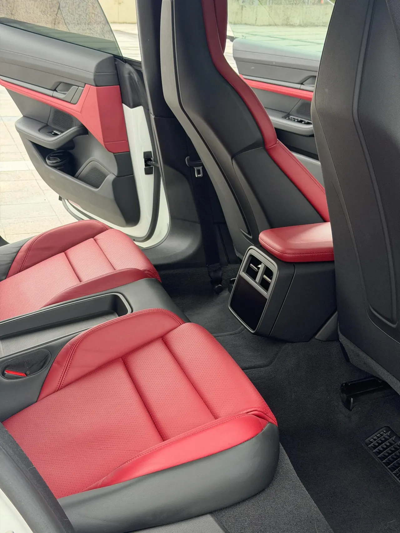 Porsche Taycan (Imported) 2020 Taycan Taycan Automatic 17