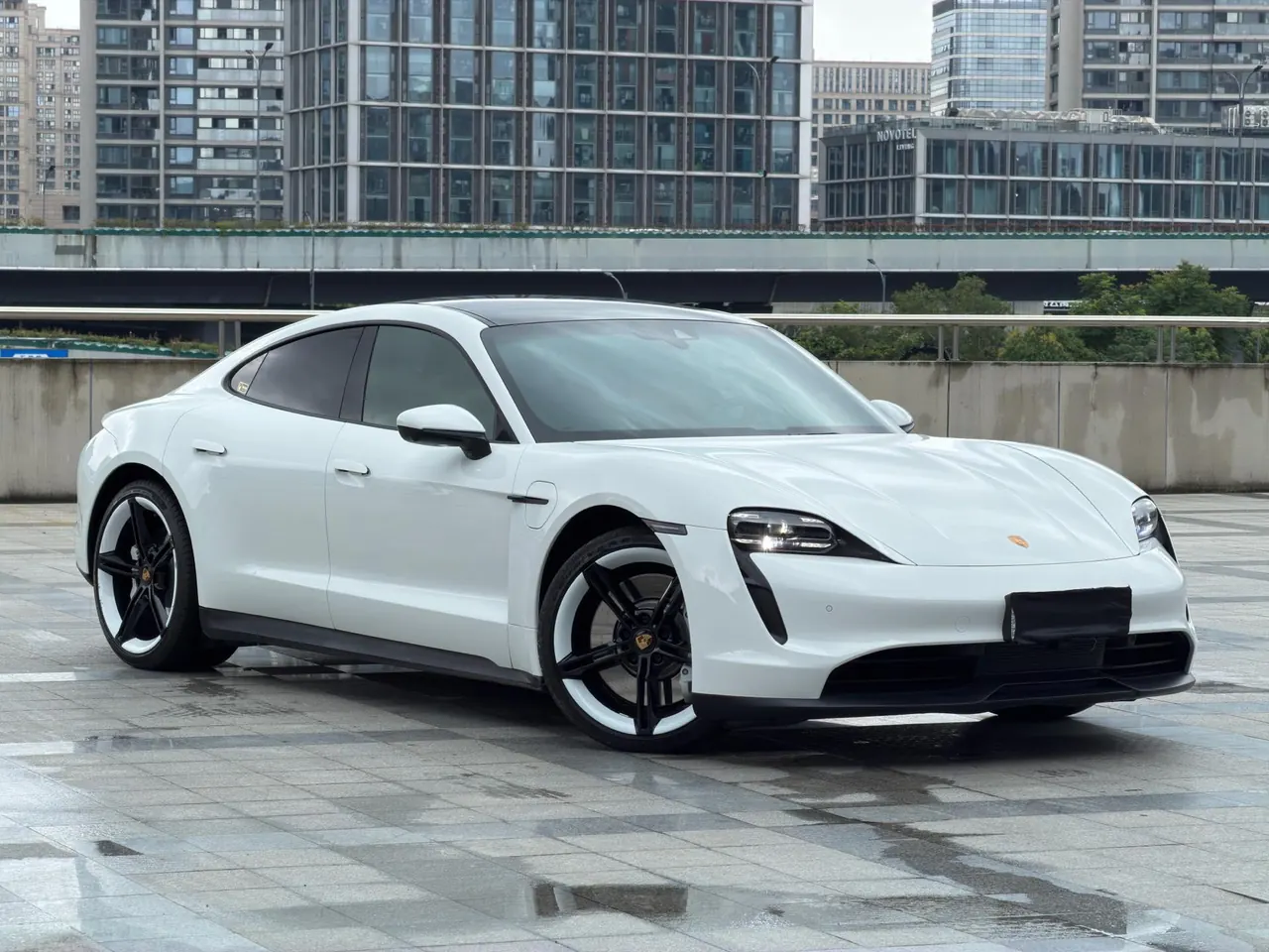 Porsche Taycan (Imported) 2020 Taycan Taycan Automatic 2