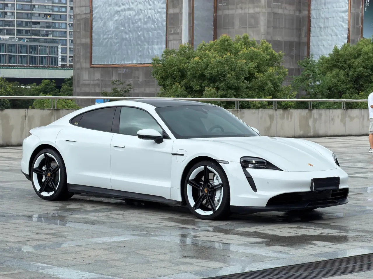 Porsche Taycan (Imported) 2020 Taycan Taycan Automatic 6