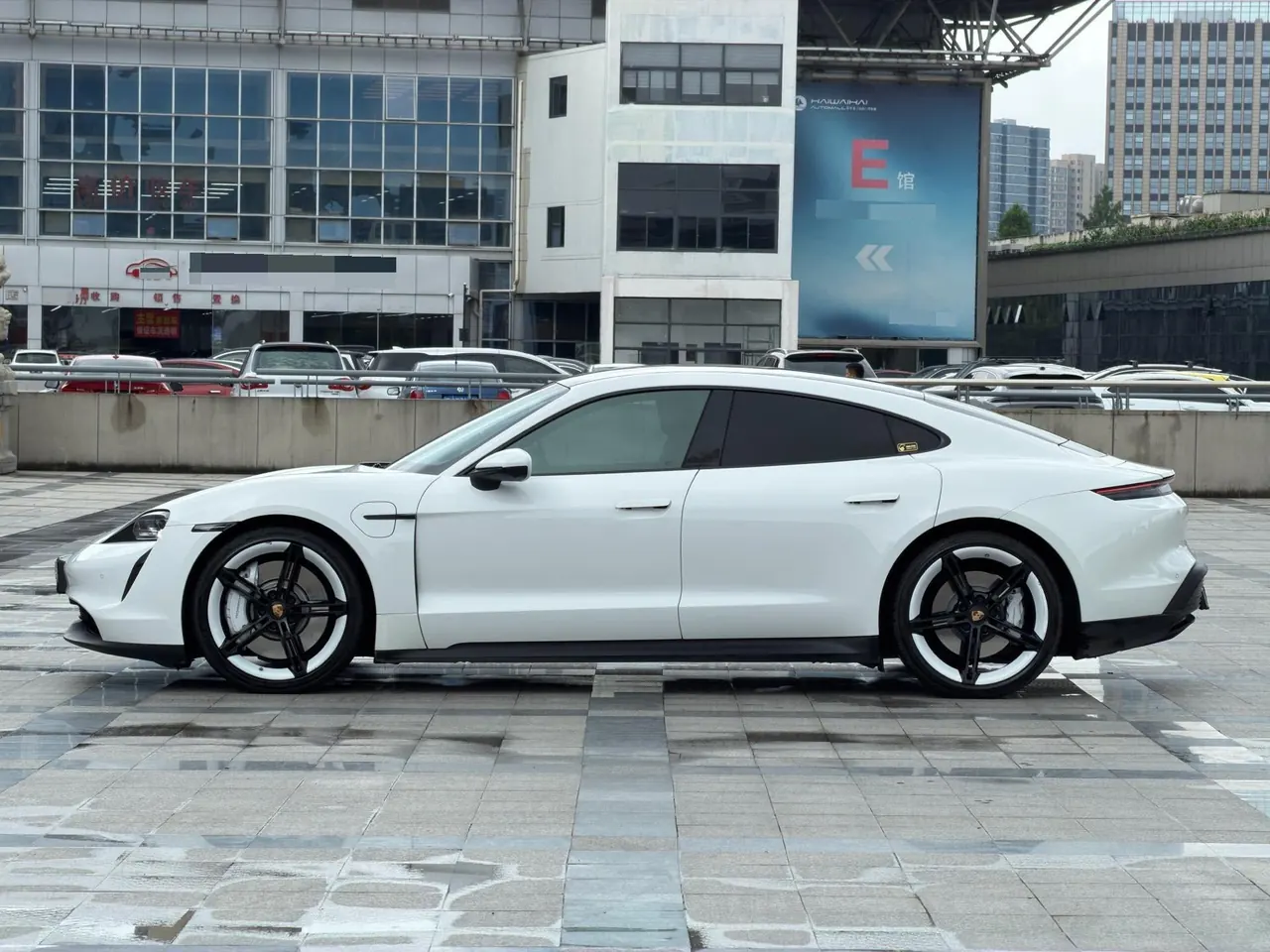 Porsche Taycan (Imported) 2020 Taycan Taycan Automatic 8