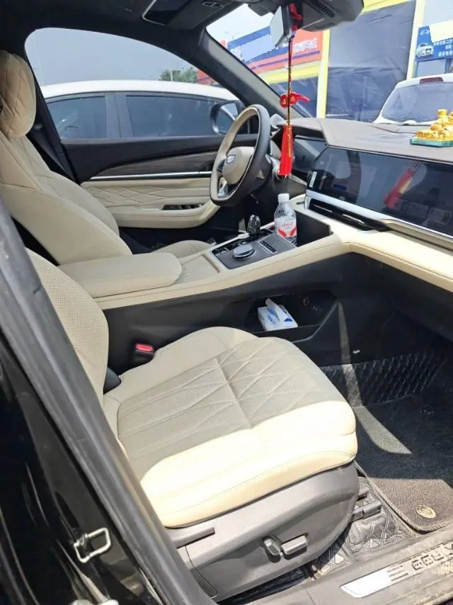 Geely 2025 XingyueL (Monjaro) 2.0TD Oriental Obsidian Current Edition Automatic Gear 3