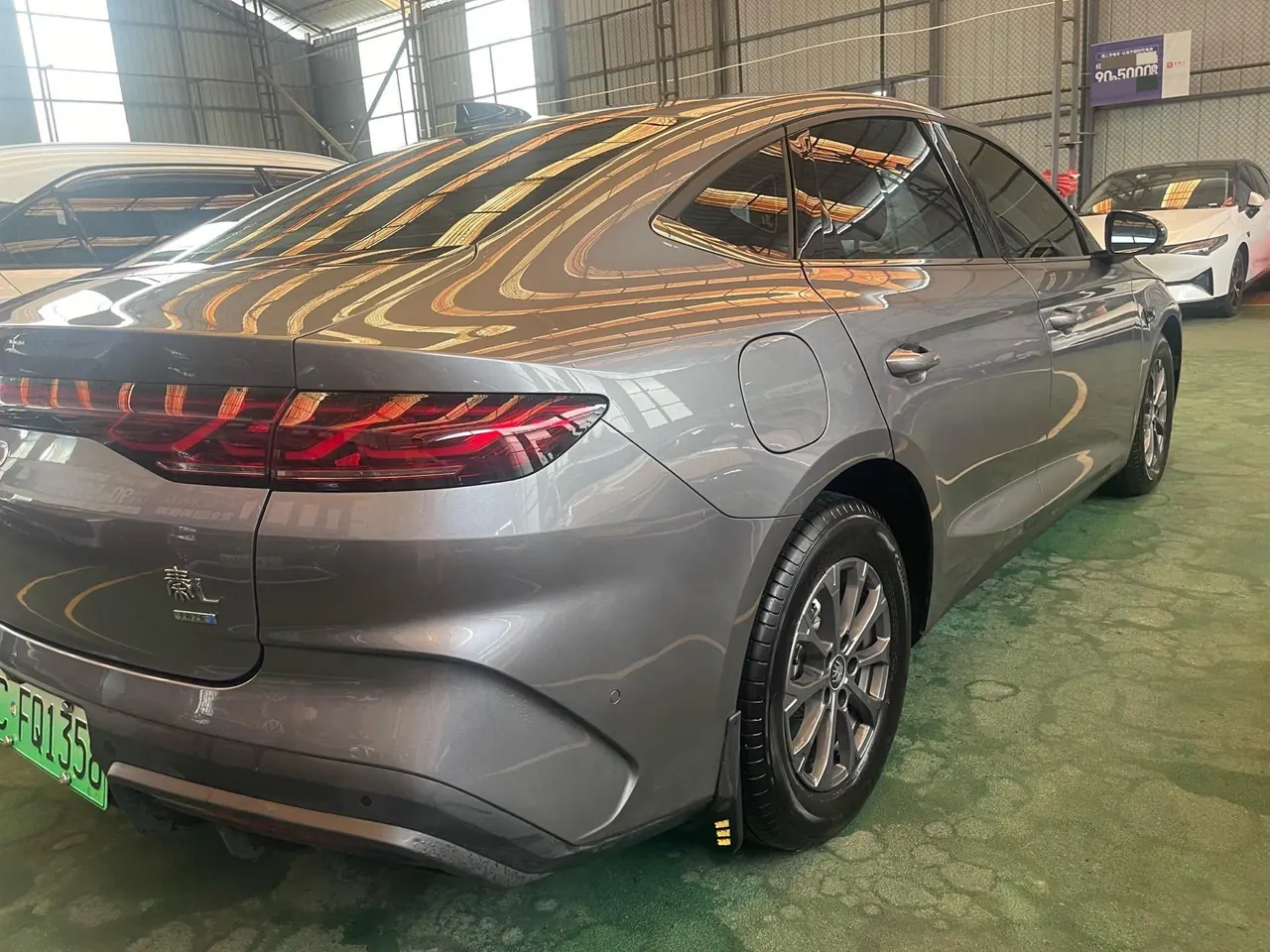 BYD 2025 Qin L DM-i 1.5 stepless smart driving version 80KM leading automatic gear 6