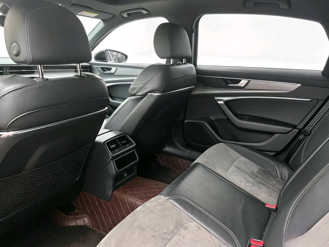 Audi 2021 A6L 2.0TFSI 45TFSI Selected Dynamic Automatic 5