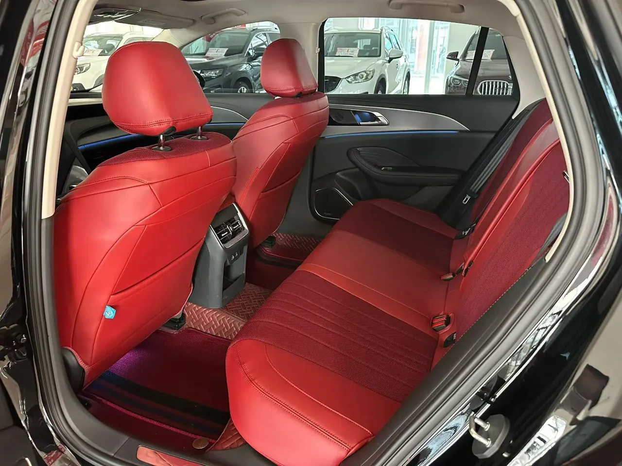 HongQi 2023 H5 2.0T Zhilian Qi Chang Edition Automatic Gear 6