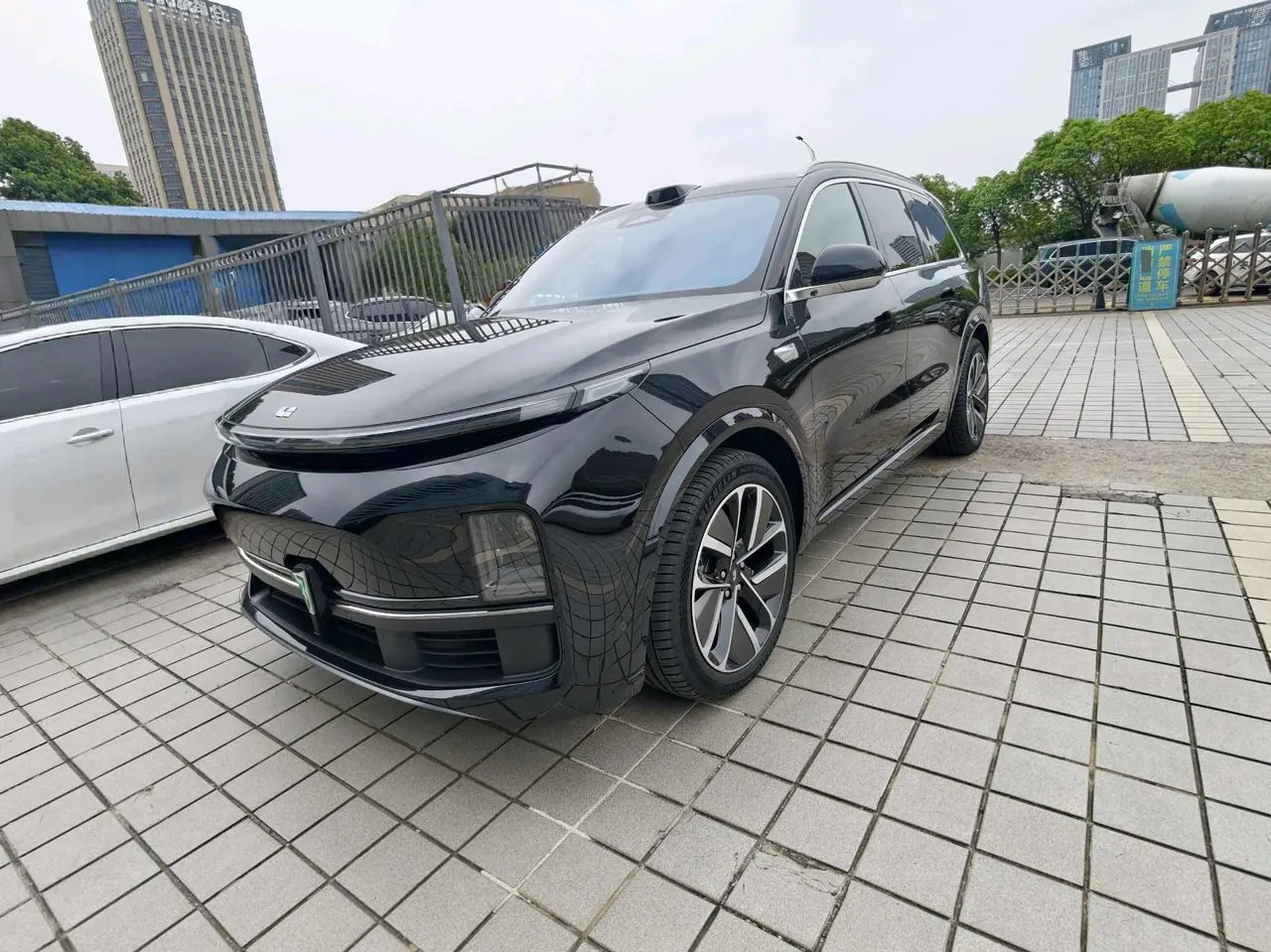 Li 2024 L9 Ultra automatic gear - View 1
