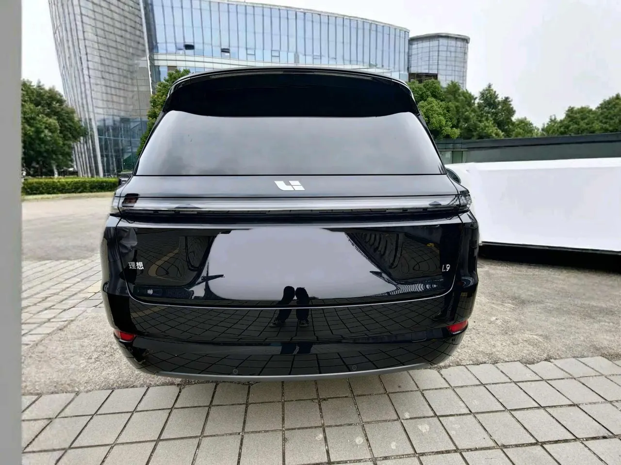 Li 2024 L9 Ultra automatic gear 3