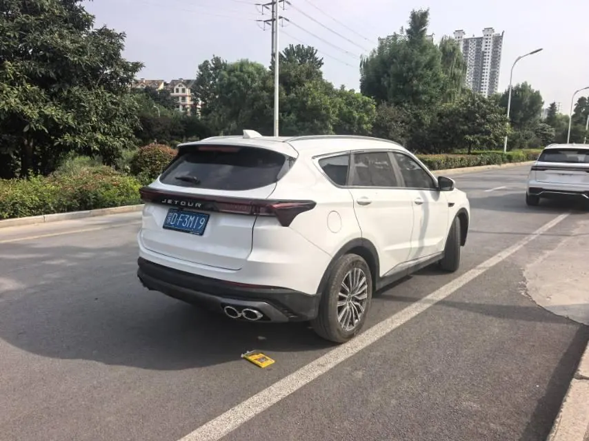 Jetour 2025 X70 PLUS 1.5T CVT Comfort Edition, 5 seats, automatic transmission 4