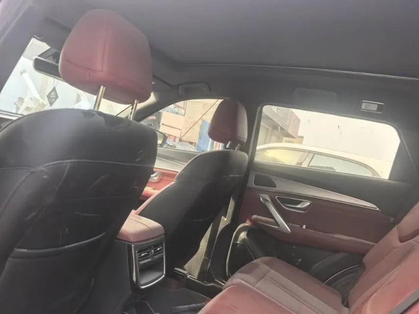 Jetour 2025 X70 PLUS 1.5T CVT Comfort Edition, 5 seats, automatic transmission 6