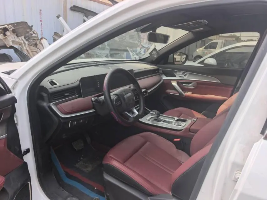 Jetour 2025 X70 PLUS 1.5T CVT Comfort Edition, 5 seats, automatic transmission 8