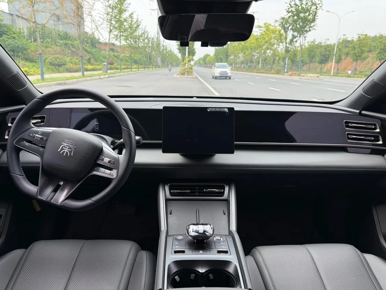 BYD 2024 Qin L DM-i 1.5 stepless 80KM leading automatic gear 5