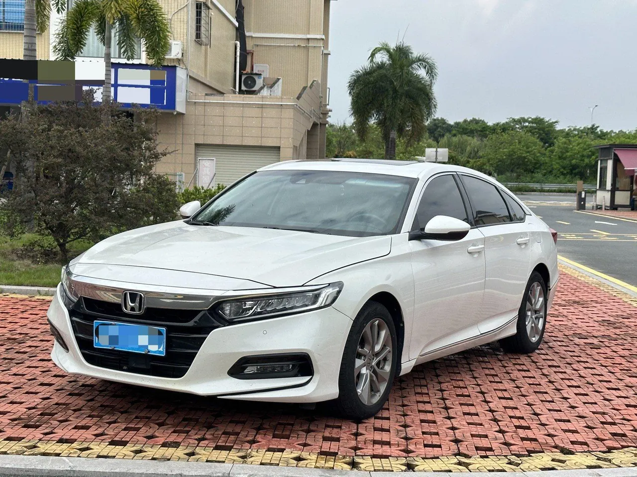 Honda 2021 10th Generation Accord 1.5T Stepless 260TURBO Luxury Star Limited Edition Automatic Gear - View 1