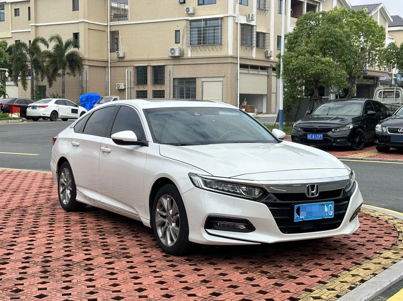 Honda 2021 10th Generation Accord 1.5T Stepless 260TURBO Luxury Star Limited Edition Automatic Gear 3