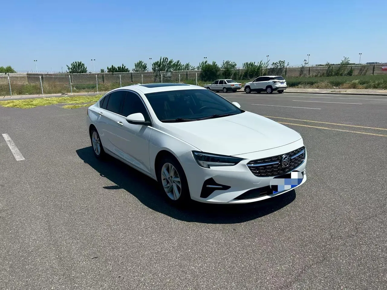 Buick 2020 Regal 1.5T 552T Elite Automatic Gear 3