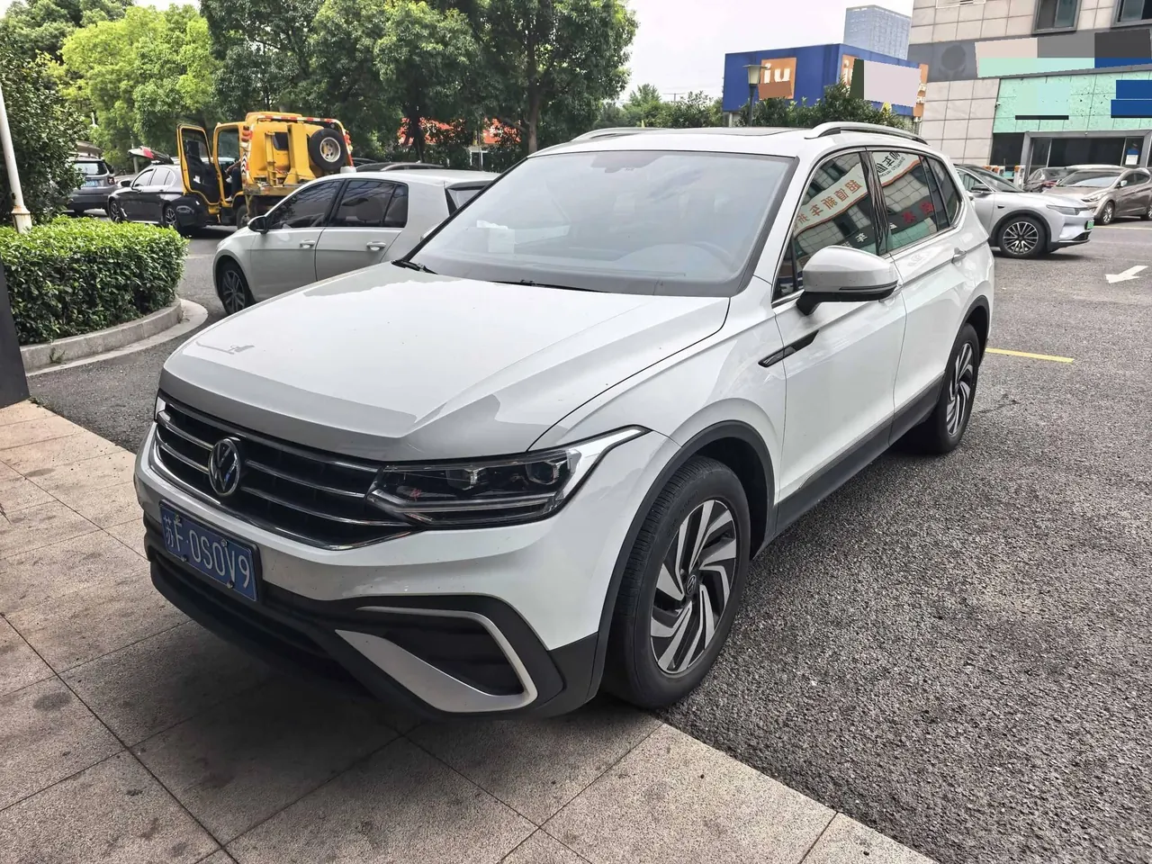 Volkswagen 2023 Tiguan L 1.4TSI 280TSI Tide Creation Limited Edition Automatic Gear - View 1