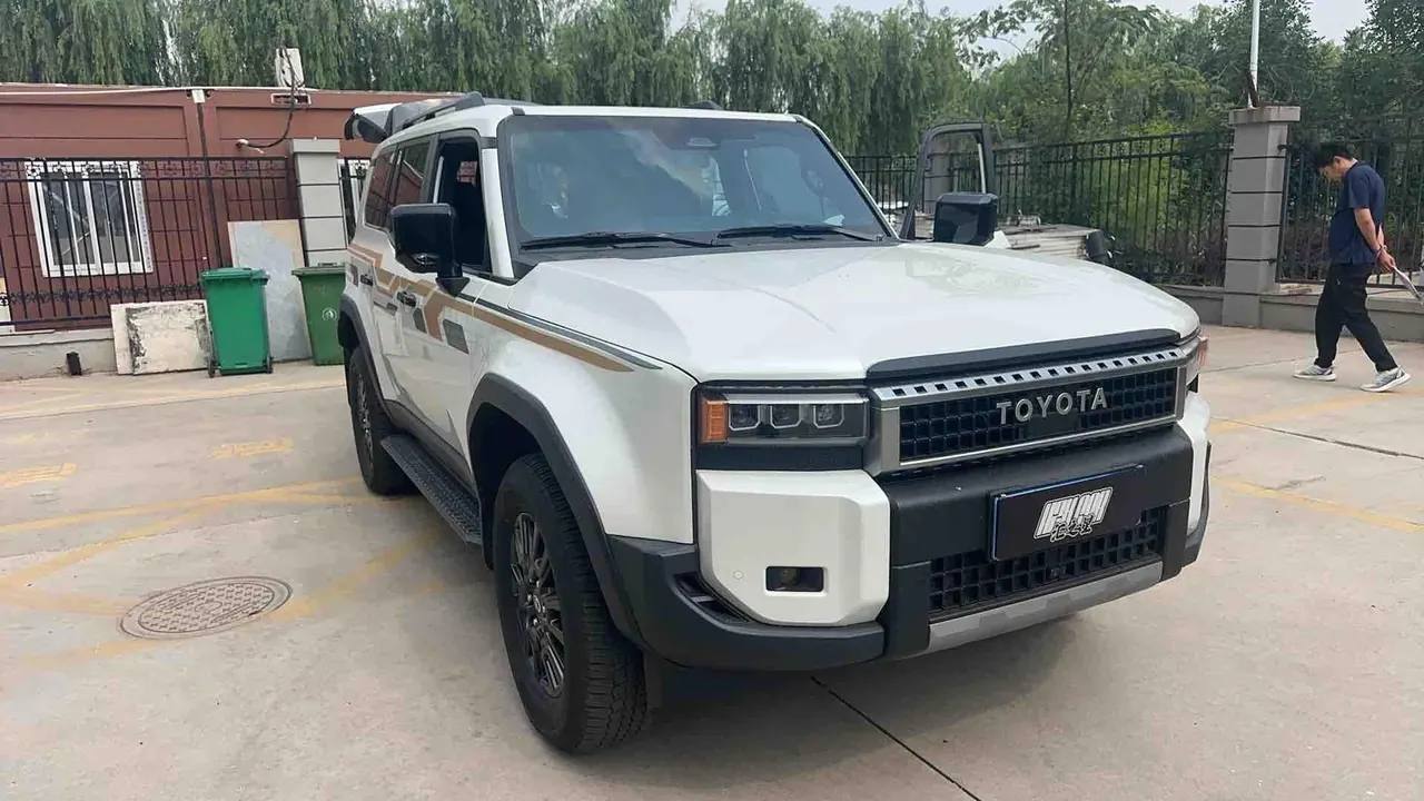 Toyota 2025 Prado HEV 2.4T all-around TX version 5-seat automatic gear 2