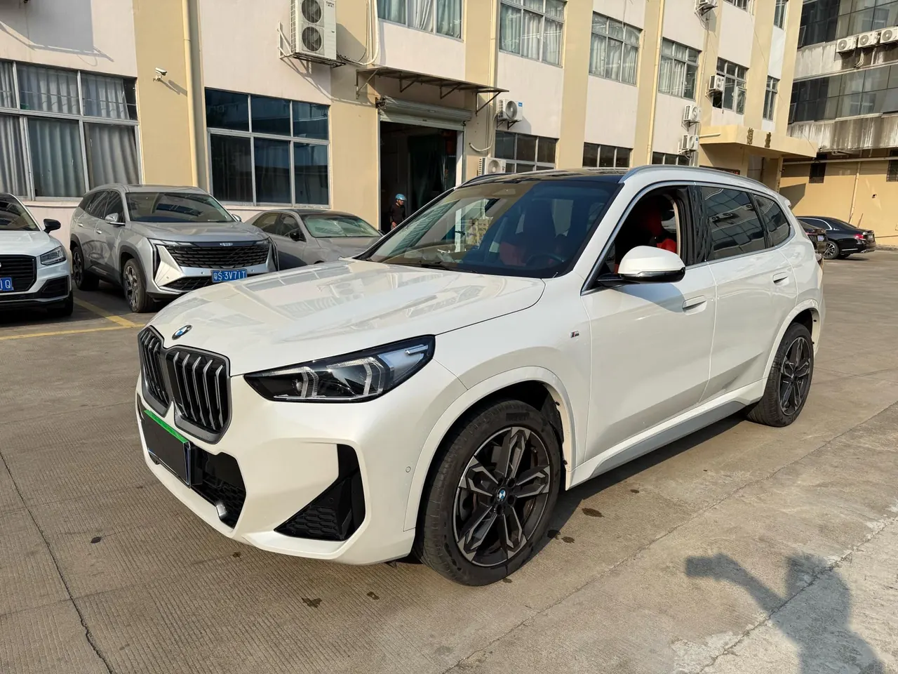 BMW 2024 X1 sDrive25Li 2.0T M sports suit automatic gear - View 1