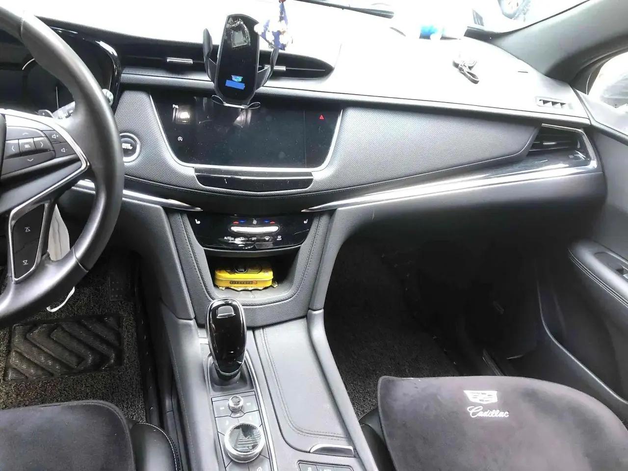 Cadillac 2021 XT5 48V 2.0T Two-Drive Luxury Automatic Gear 3