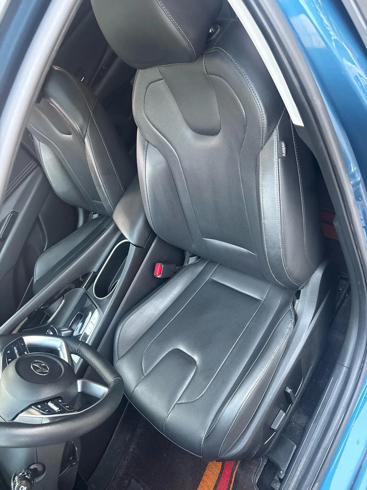 Hyundai 2021 Elantra -3-compartment 1.5 stepless LUX premium automatic gear 19