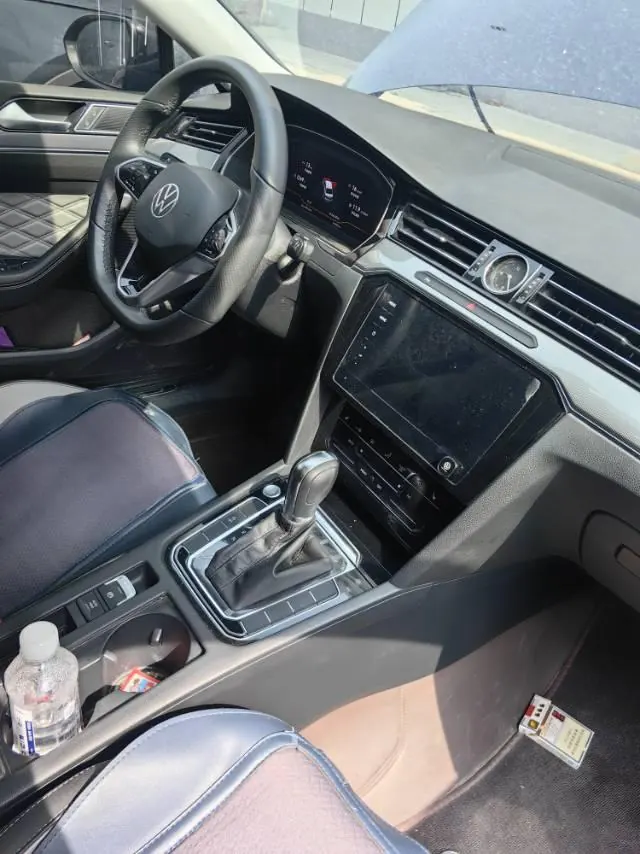 Volkswagen 2023 Magotan 2.0TSI 330TSI 2 million Commemorative Luxury Automatic Gear 8