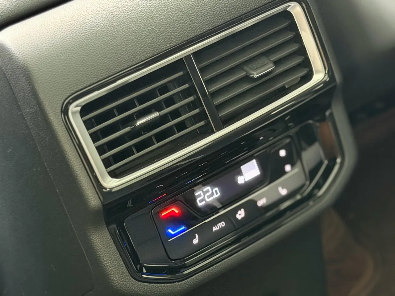 Volkswagen 2023 Touang 2.0TSI 330TSI Two-Drive Respect Deluxe Edition (Modified) Automatic Gear 14