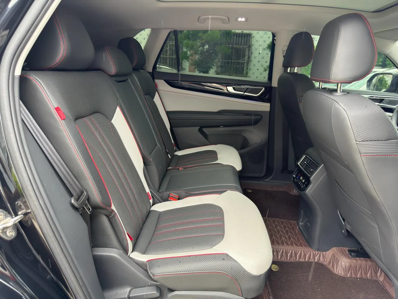 Volkswagen 2023 Touang 2.0TSI 330TSI Two-Drive Respect Deluxe Edition (Modified) Automatic Gear 2