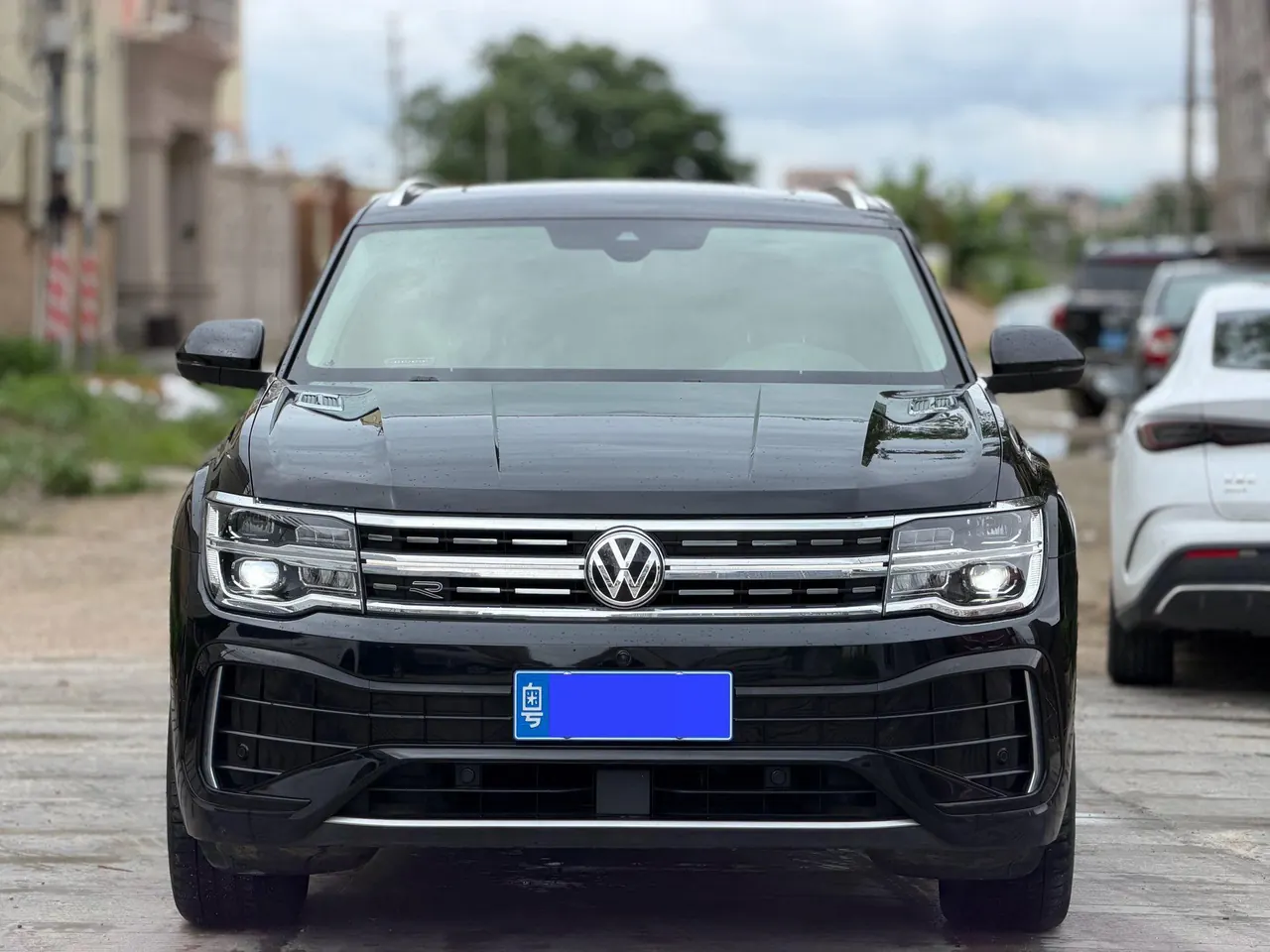 Volkswagen 2023 Touang 2.0TSI 330TSI Two-Drive Respect Deluxe Edition (Modified) Automatic Gear 3
