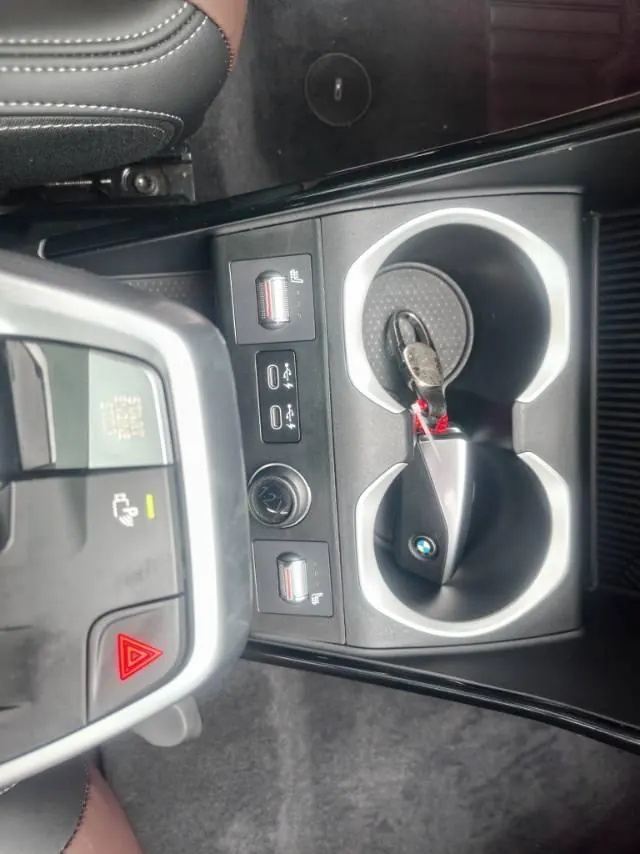 BMW 2023 X1 sDrive20Li 1.5T X Design Package Automatic Transmission 4