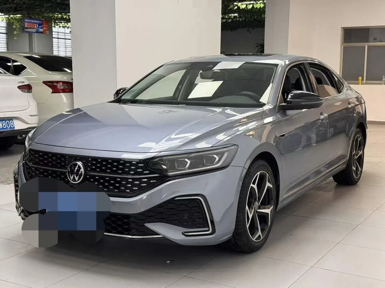 Volkswagen 2023 Passat 2.0TSI 330TSI Starry Sky Luxury Edition (facelift) Automatic - View 1