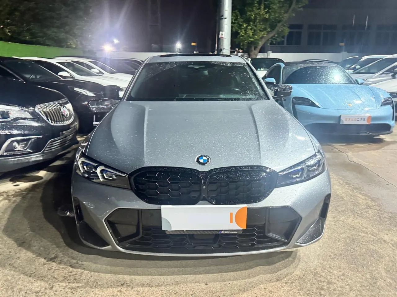 BMW 3 Series 2023 330Li 2.0T M Sports Obsidian Night Suit Automatic Gear 2