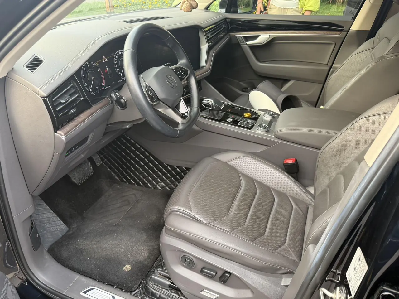 Volkswagen Touareg (Imported) 2021 Touareg 3.0TSI Sharp Edition Classic Sports Suit Automatic Gear 6