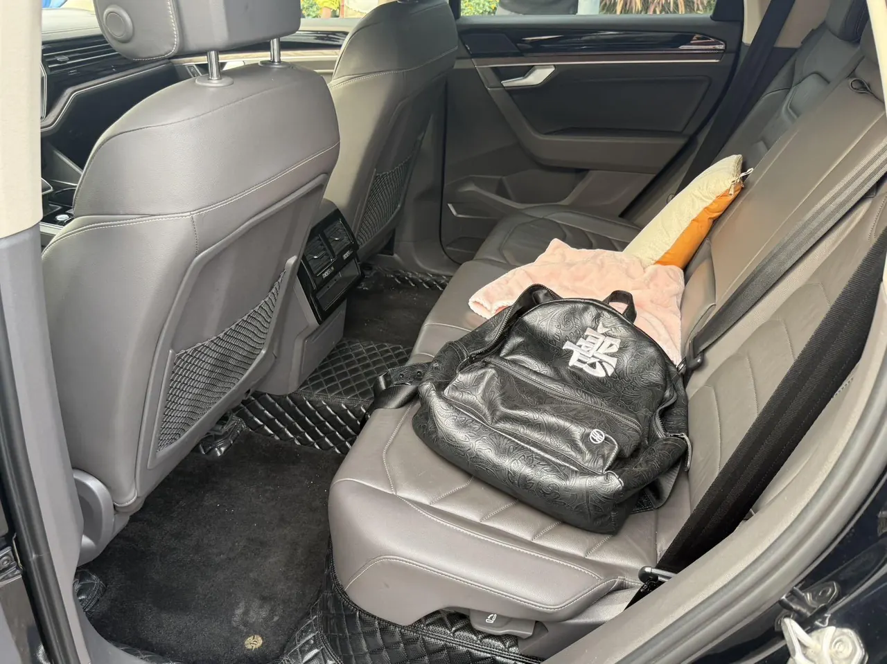 Volkswagen Touareg (Imported) 2021 Touareg 3.0TSI Sharp Edition Classic Sports Suit Automatic Gear 7