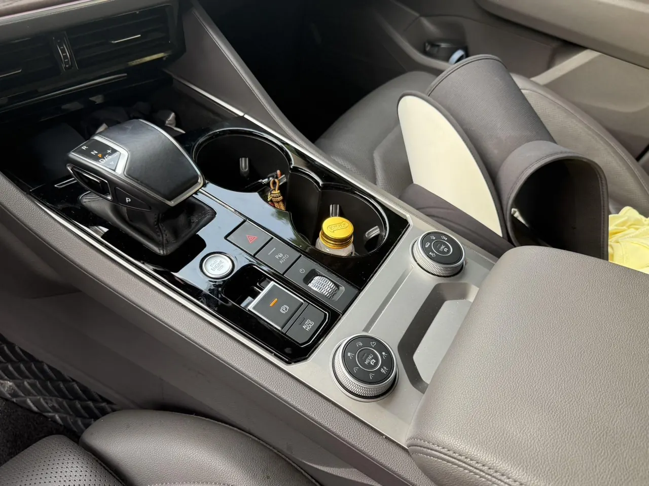 Volkswagen Touareg (Imported) 2021 Touareg 3.0TSI Sharp Edition Classic Sports Suit Automatic Gear 9