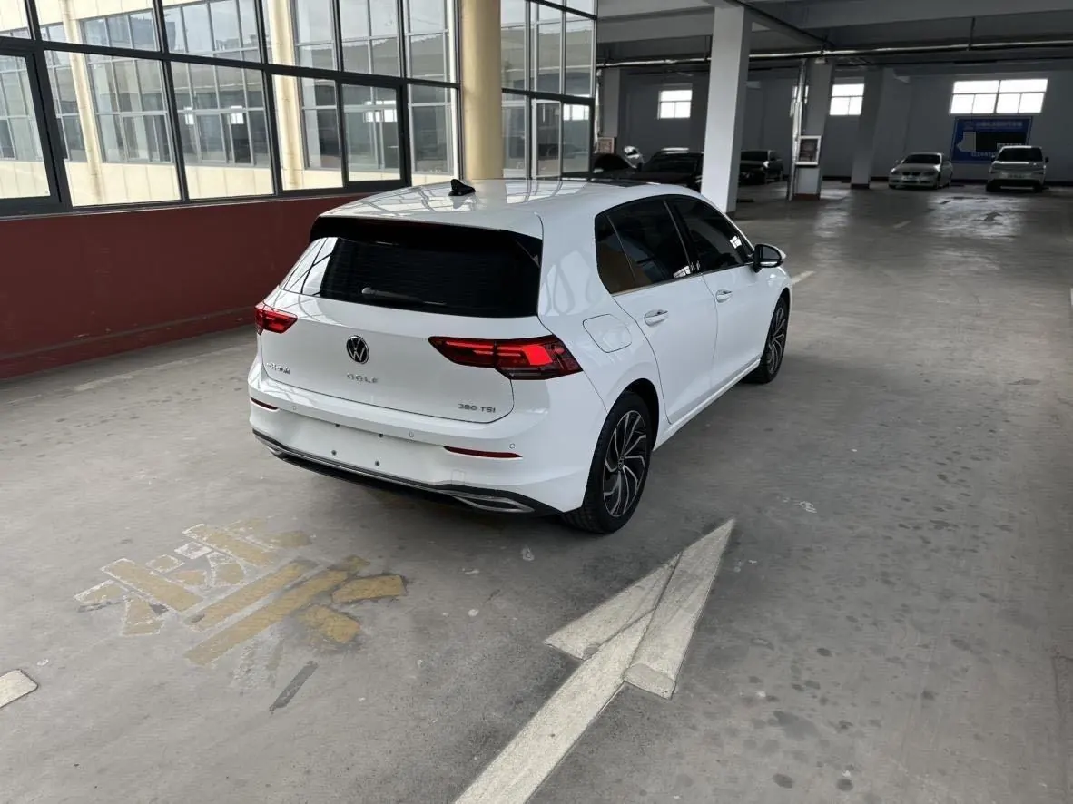 Volkswagen 2021 Golf 8 PRO 1.4TSI 280TSI Automatic 8