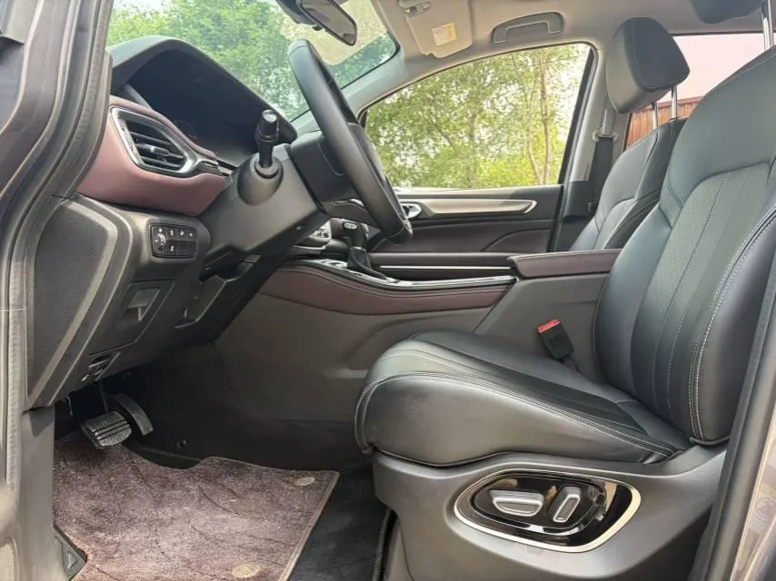 GAC Trumpchi 2021 M6 PRO 1.5T 270T Prestige Automatic 4
