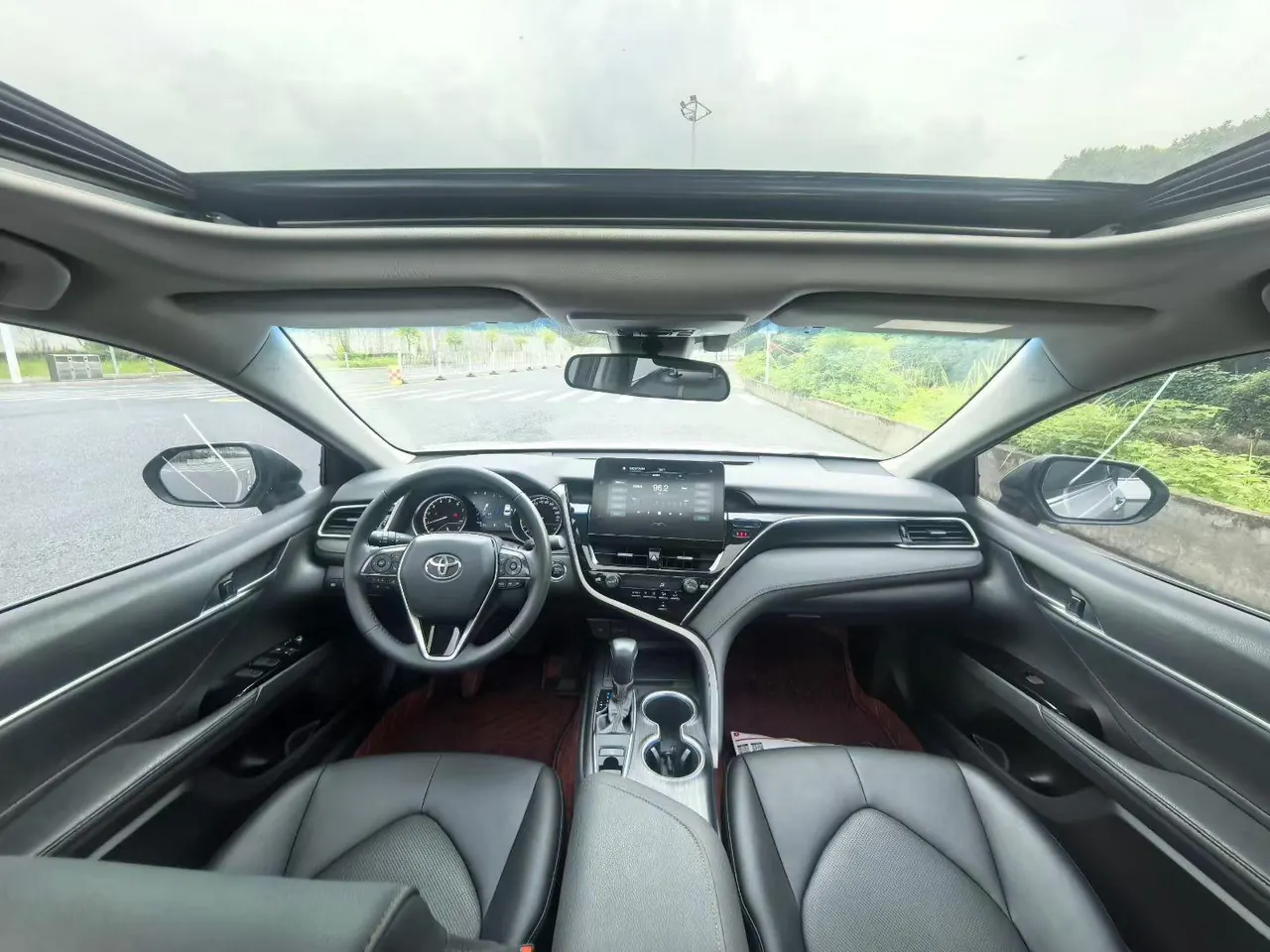 Toyota 2021 Camry 2.0G Stepless Deluxe Edition Automatic Gear 5
