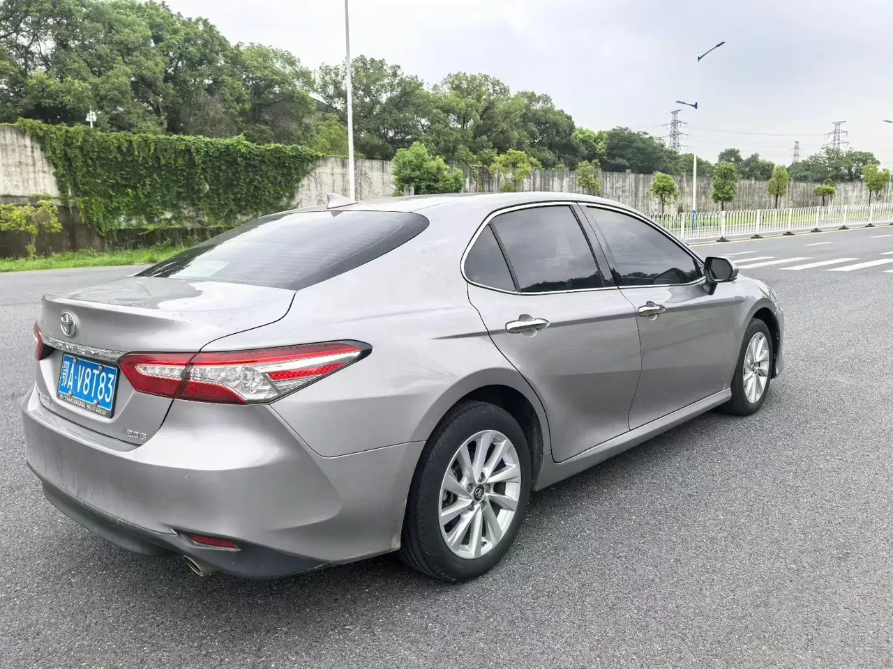 Toyota 2021 Camry 2.0G Stepless Deluxe Edition Automatic Gear 8
