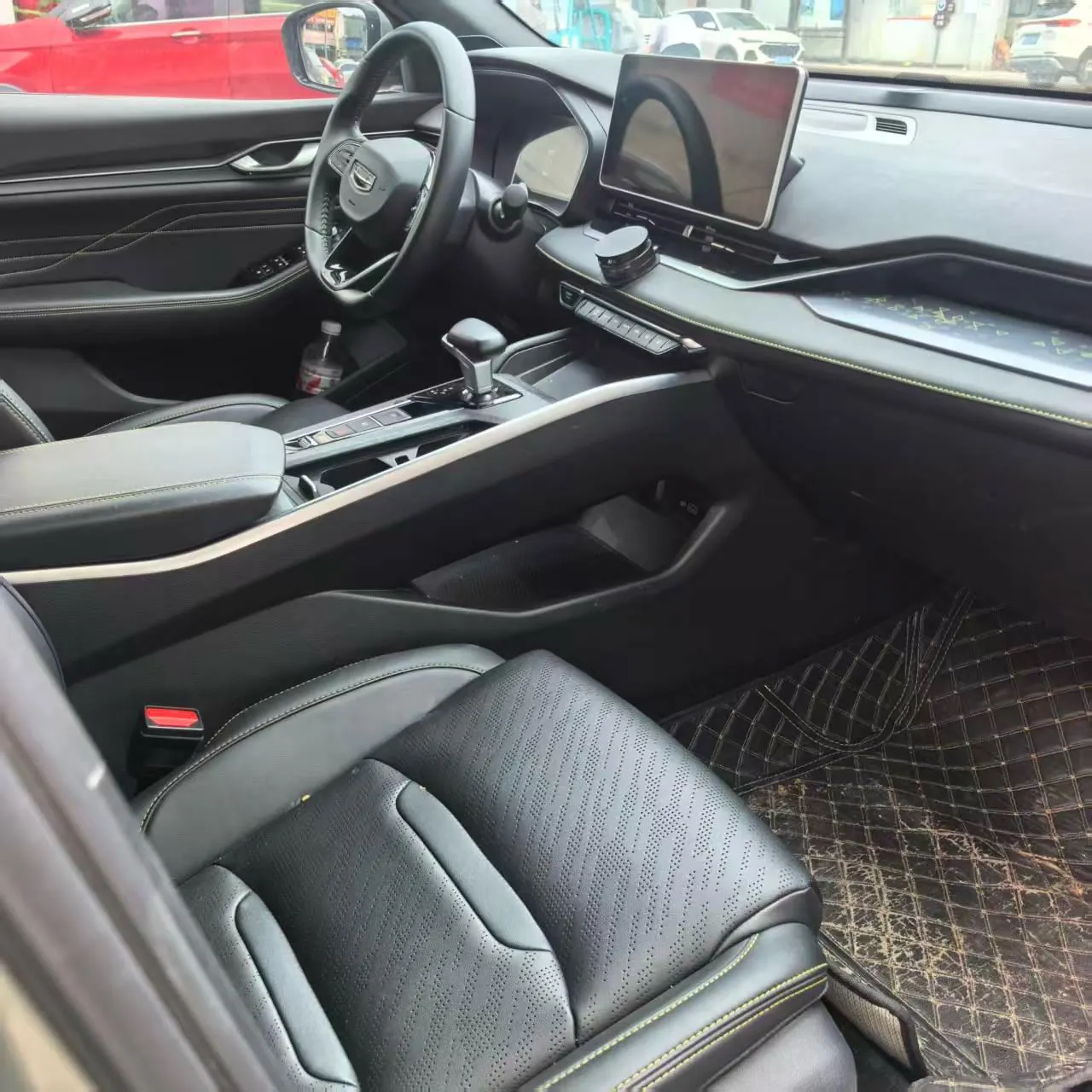 Geely 2023 xingrui 1.5TD rocking version of automatic gear 3