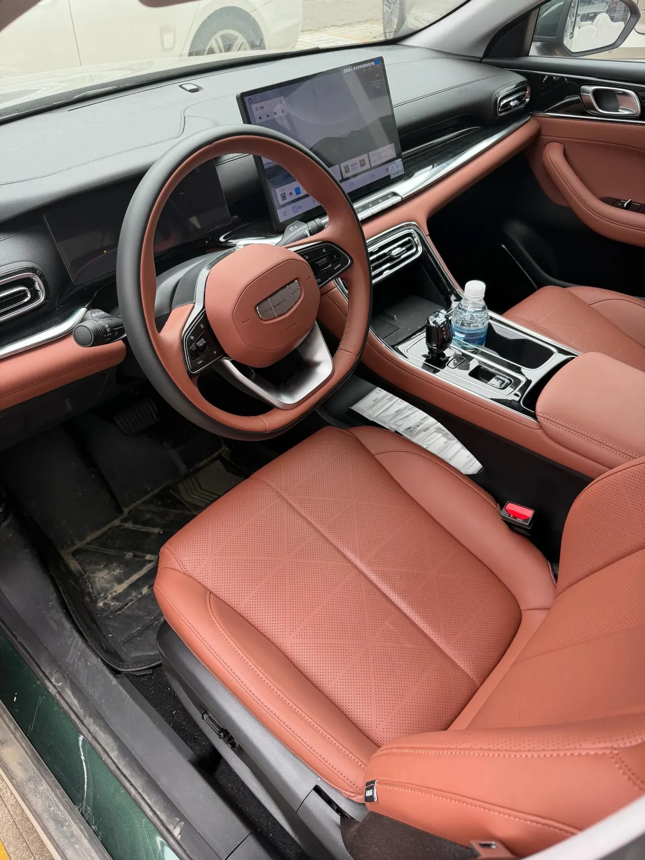 Geely 2026 Emgrand – Sedan 1.5T Flagship Automatic 9